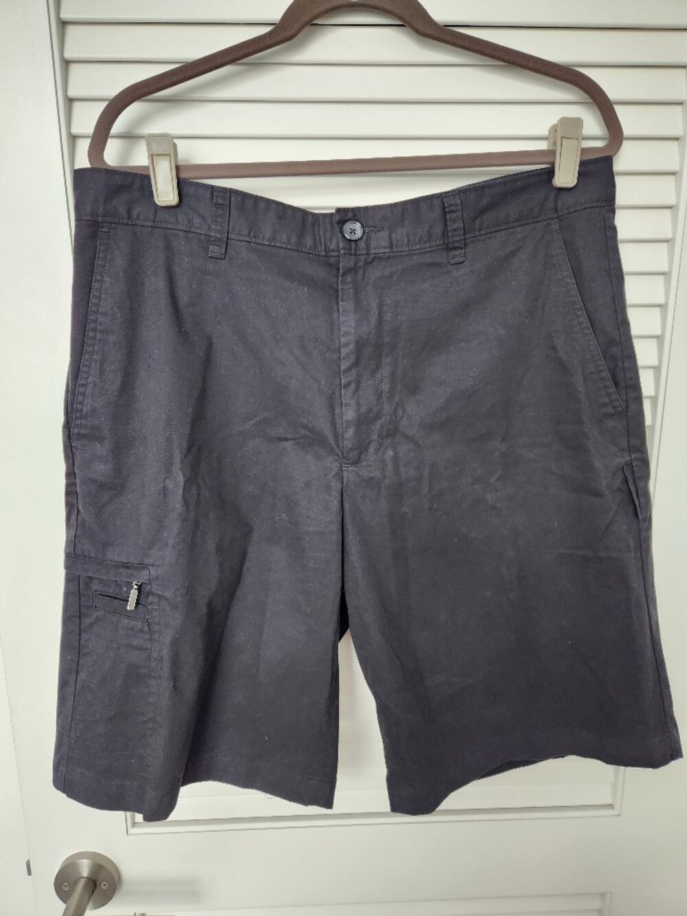 Greg Norman Classic Black Shorts - 34